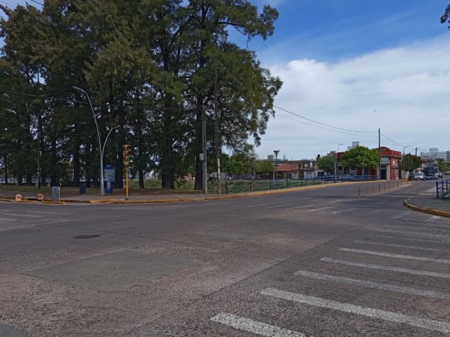 S�bado fr�o y ventoso en la Ciudad